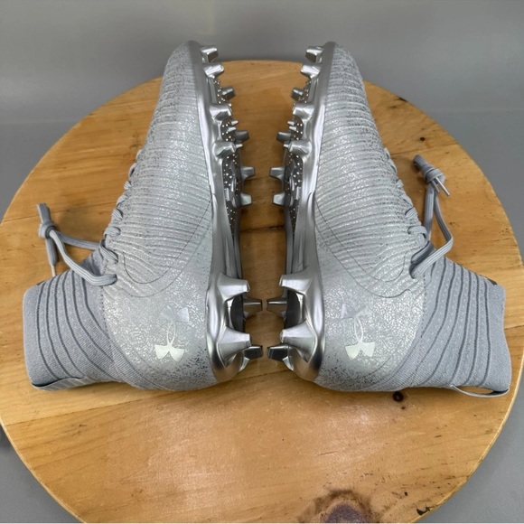 Under Armour Highlight 2 MC Men's Size
10.5 Knit Football Cleats 3027304-099, - Picture 5 of 7